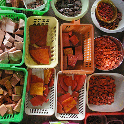 Wall painting in pool